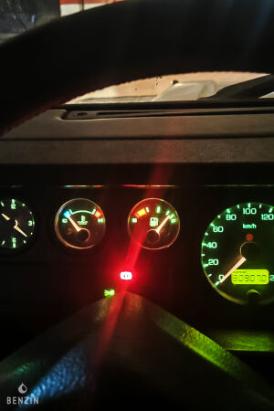 Land Rover Defender 110 TD5 SW - 2002