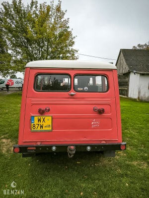 Willys-Overland Jeep Wagon - 1953