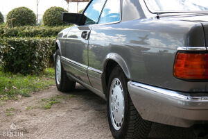 Mercedes-Benz 500 SEC C126 - 1990