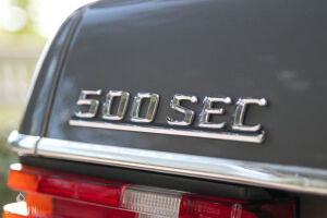 Mercedes-Benz 500 SEC C126 - 1990