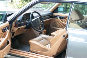 Mercedes-Benz 500 SEC C126 - 1990