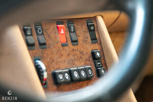 Mercedes-Benz 500 SEC C126 - 1990