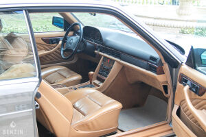 Mercedes-Benz 500 SEC C126 - 1990