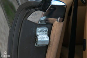 Mercedes-Benz 500 SEC C126 - 1990