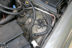 Mercedes-Benz 500 SEC C126 - 1990