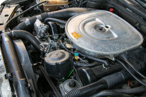 Mercedes-Benz 500 SEC C126 - 1990