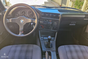 BMW 318is e30 - 1990