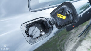 Peugeot 407 Coupé V6 HDi - 2006