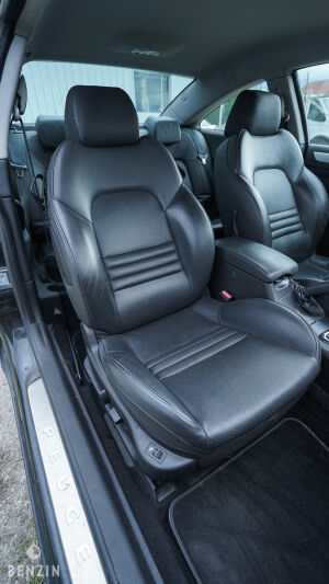 Peugeot 407 Coupé V6 HDi - 2006