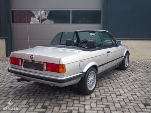 BMW 320i e30 Cabriolet - 1990