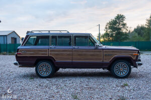 Jeep Grand Wagoneer - 1987