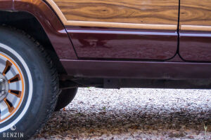 Jeep Grand Wagoneer - 1987