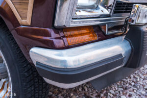 Jeep Grand Wagoneer - 1987