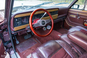 Jeep Grand Wagoneer - 1987