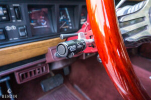 Jeep Grand Wagoneer - 1987