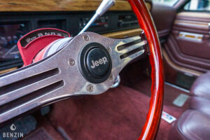 Jeep Grand Wagoneer - 1987