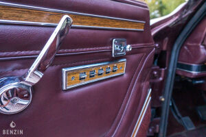 Jeep Grand Wagoneer - 1987