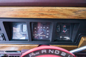 Jeep Grand Wagoneer - 1987