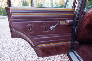 Jeep Grand Wagoneer - 1987