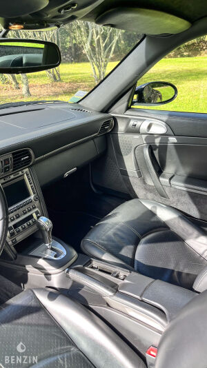 Porsche 911 type 997 Carrera - 2004