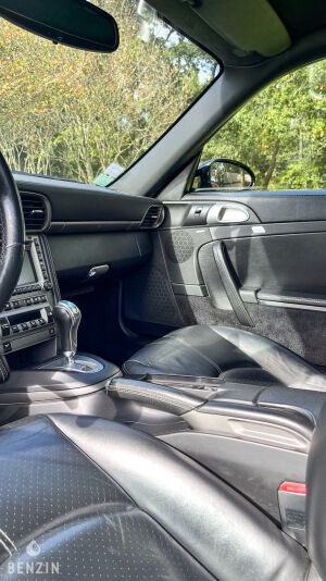 Porsche 911 type 997 Carrera - 2004