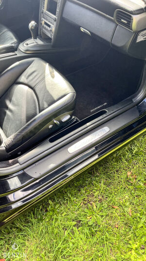 Porsche 911 type 997 Carrera - 2004