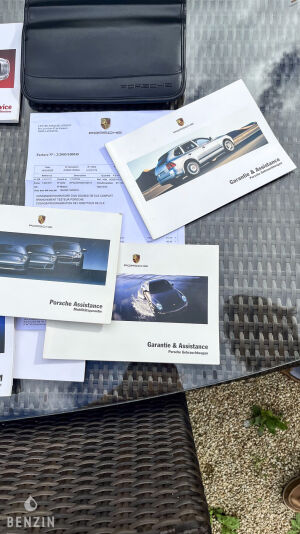 Porsche 911 type 997 Carrera - 2004