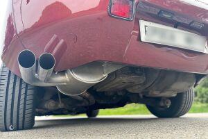 Porsche 928 S -  1984