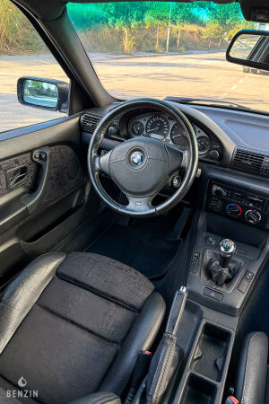 BMW 323ti e36 - 1998