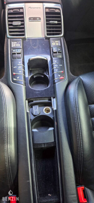 Porsche Panamera Turbo S - 2012