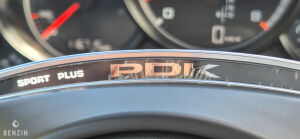 Porsche Panamera Turbo S - 2012