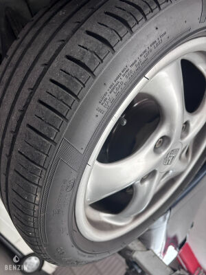 Porsche Boxster 2.7 - 2000