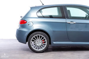 Alfa Romeo 147 GTA 87k km - 2004