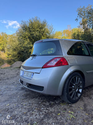 Renault Megane 2 RS Trophy 411/500 - 2005