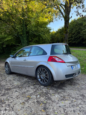 Renault Megane 2 RS Trophy 411/500 - 2005