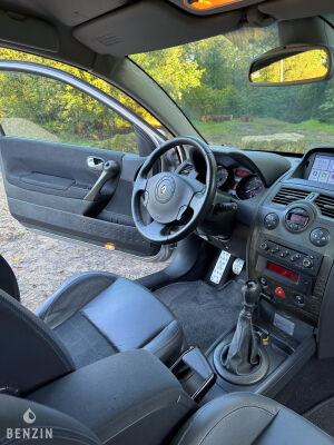 Renault Megane 2 RS Trophy 411/500 - 2005