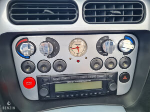 Aston Martin DB7 Vantage Volante - 2004