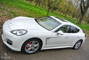 Porsche Panamera Turbo - 2010
