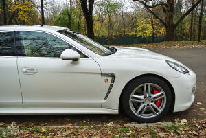 Porsche Panamera Turbo - 2010