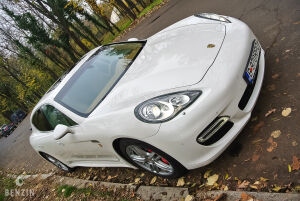 Porsche Panamera Turbo - 2010