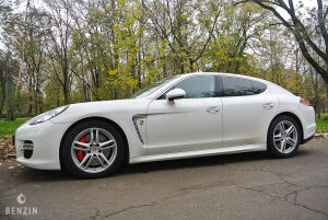 Porsche Panamera Turbo - 2010