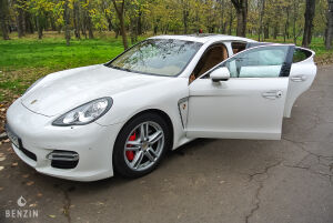 Porsche Panamera Turbo - 2010