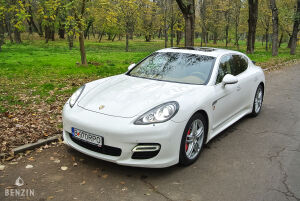 Porsche Panamera Turbo - 2010