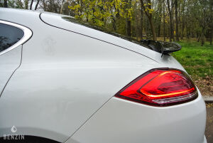 Porsche Panamera Turbo - 2010