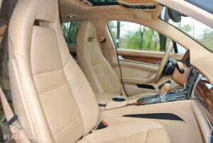 Porsche Panamera Turbo - 2010