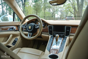 Porsche Panamera Turbo - 2010