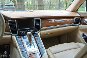 Porsche Panamera Turbo - 2010