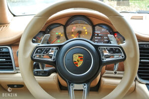 Porsche Panamera Turbo - 2010