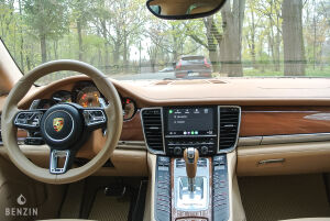 Porsche Panamera Turbo - 2010