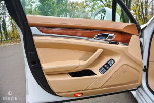 Porsche Panamera Turbo - 2010